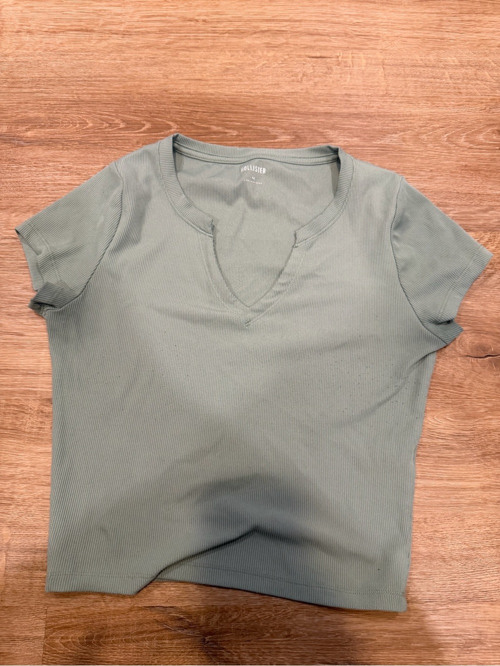 Hollister Sage Green Ribbed V-Notch Short Sleeve Tee